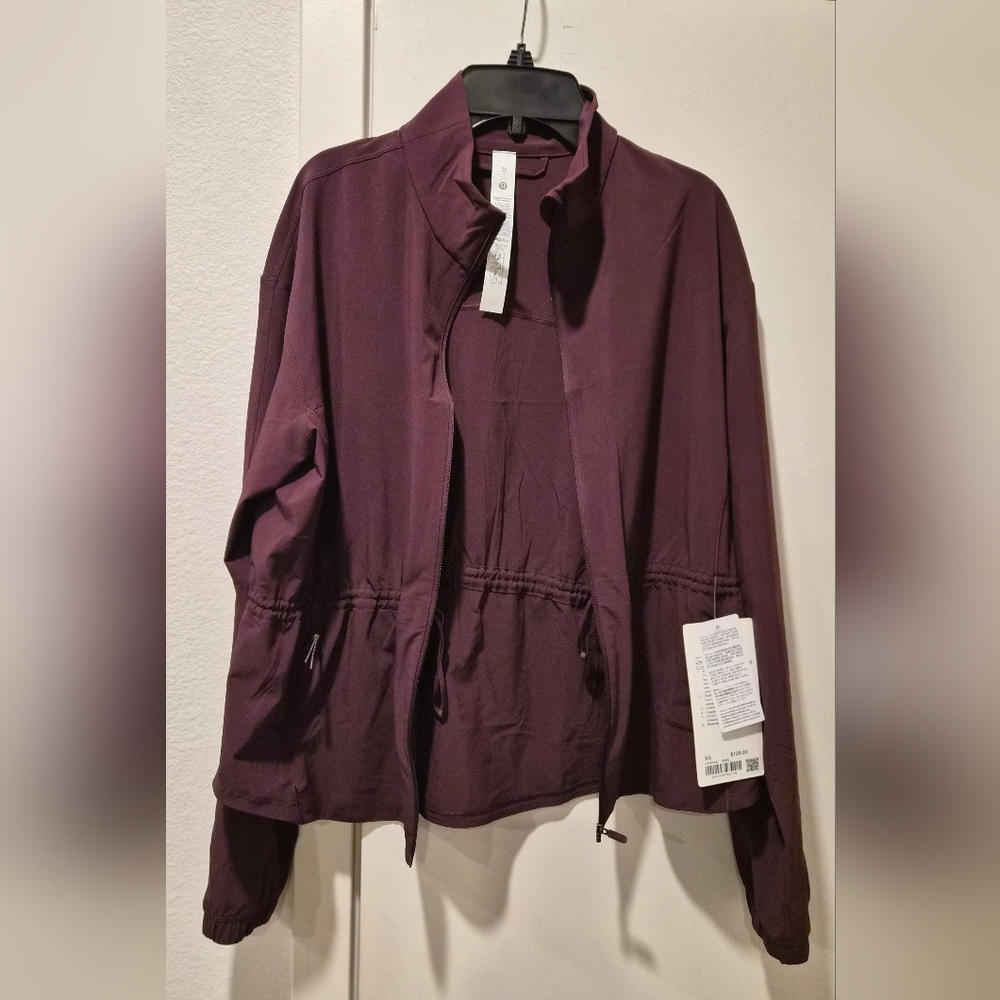 Lululemon UV-Protective Cinch-Waist Running Jacket - Size XS - Picture 5 of 7